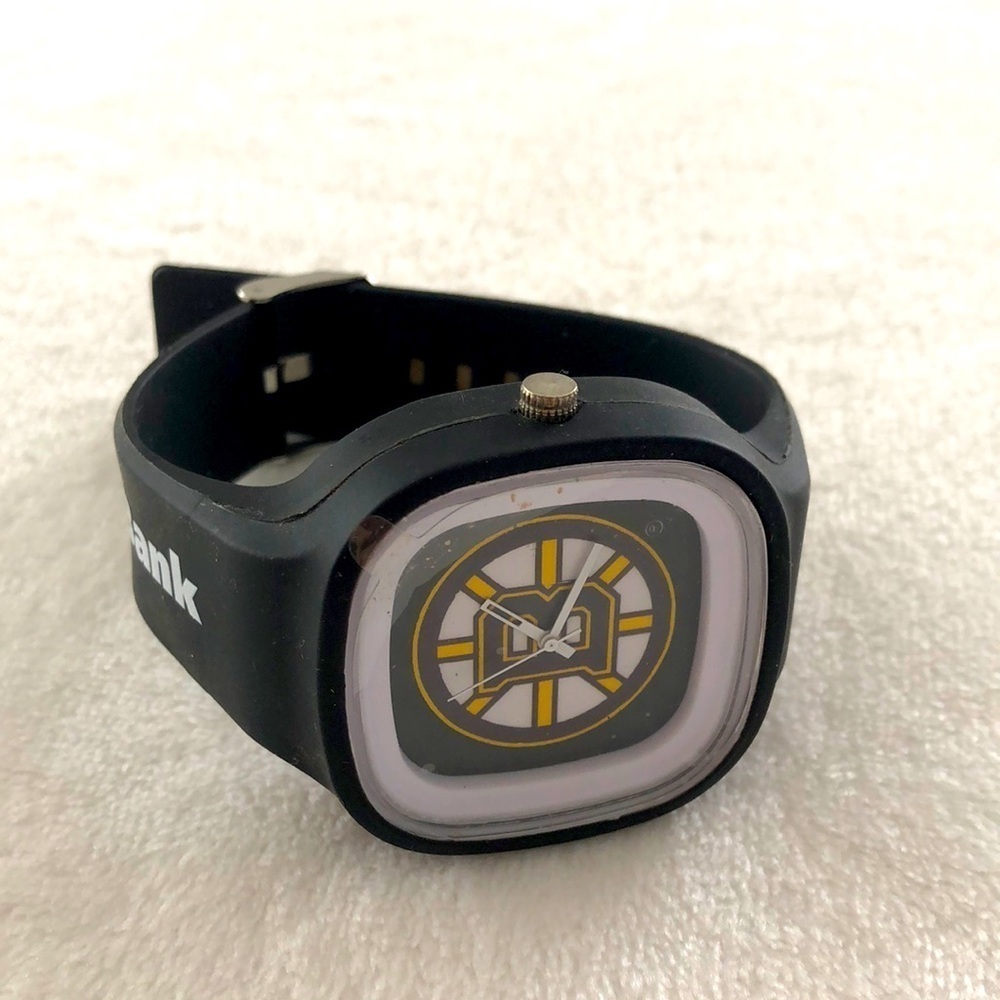 TD Bank Boston Bruins Watch. Limited edition (Black Band) - New with Tags (NWOT)